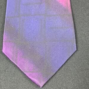 Como COLLEZIONE Men's Tie Purple Pink Ombre Silk Geometric Pattern